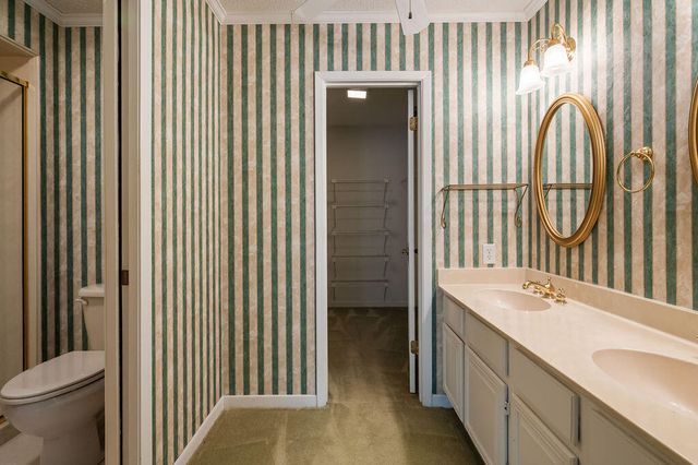 700 Bay Drive 1003, Niceville, FL 32578