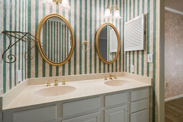 700 Bay Drive 1003, Niceville, FL 32578