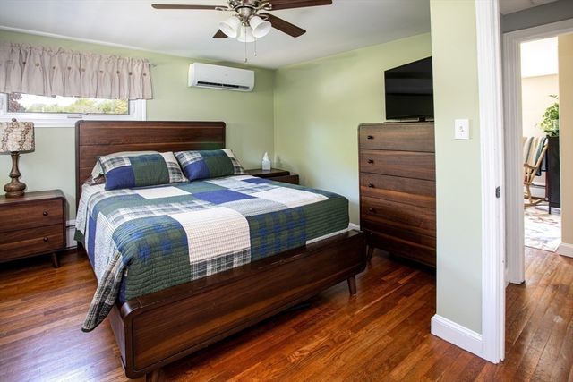4 Clark Lane, Swansea, MA 02777