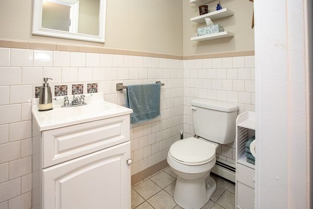 4 Clark Lane, Swansea, MA 02777