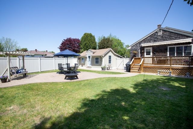 4 Clark Lane, Swansea, MA 02777