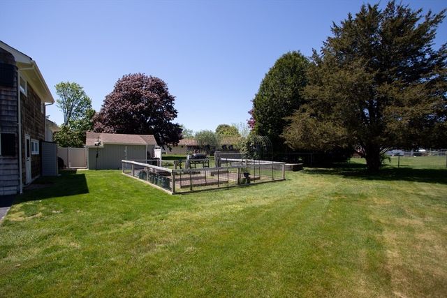 4 Clark Lane, Swansea, MA 02777