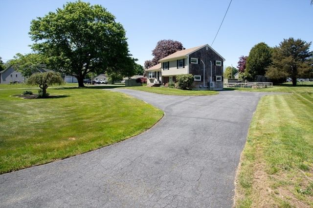4 Clark Lane, Swansea, MA 02777