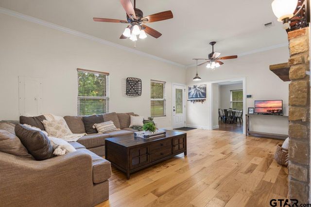 15377 County Road 434, Lindale, TX 75771