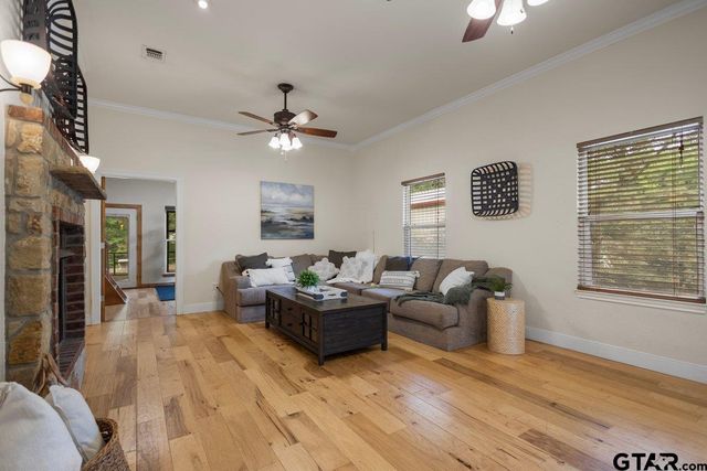 15377 County Road 434, Lindale, TX 75771