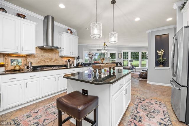 6427 Torington Drive, Medina, OH 44256