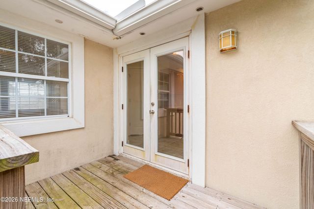 321 9TH Street N, Jacksonville Beach, FL 32250