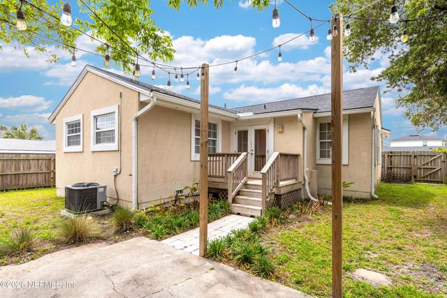 321 9TH Street N, Jacksonville Beach, FL 32250