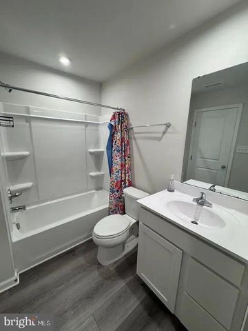 39 F PARSONS BLVD, Beverly, NJ 08010