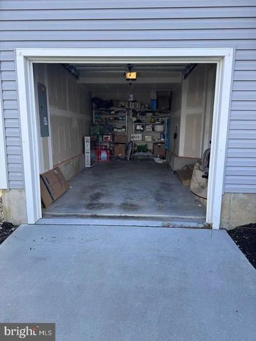 39 F PARSONS BLVD, Beverly, NJ 08010