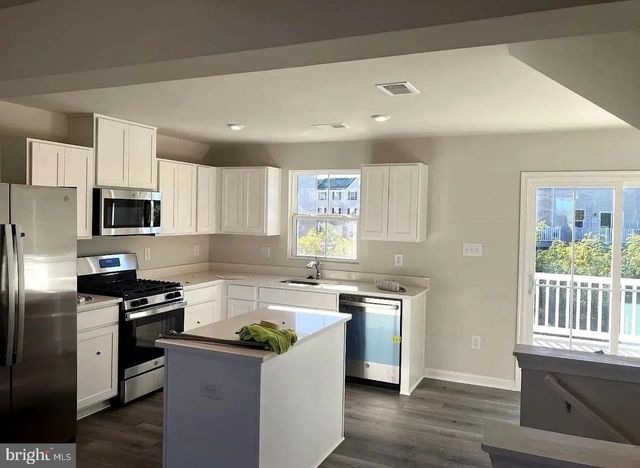 39 F PARSONS BLVD, Beverly, NJ 08010