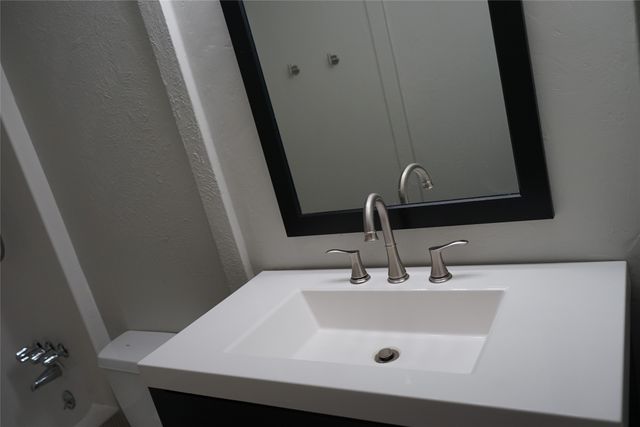 2443 N Graham Drive, Arlington, TX 76013