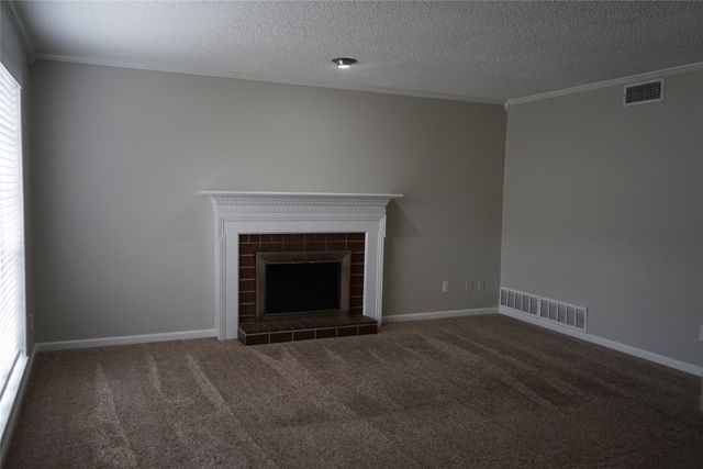 2443 N Graham Drive, Arlington, TX 76013