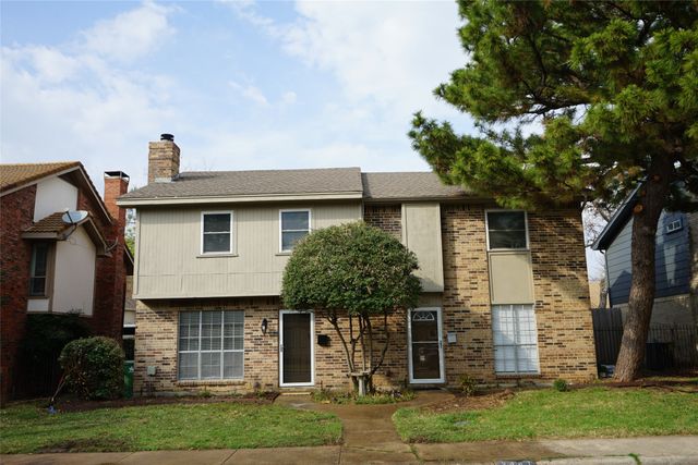 2443 N Graham Drive, Arlington, TX 76013