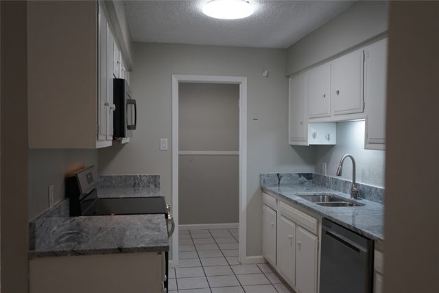 2443 N Graham Drive, Arlington, TX 76013