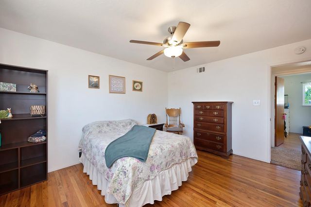 1333 Wesley Ln, Auburn, CA 95603