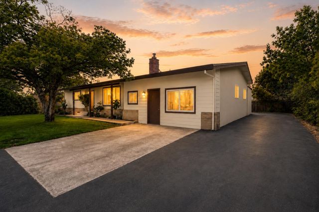 1333 Wesley Ln, Auburn, CA 95603