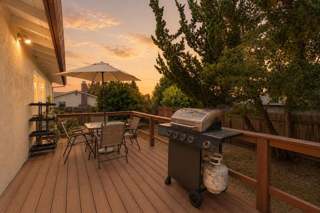 1333 Wesley Ln, Auburn, CA 95603