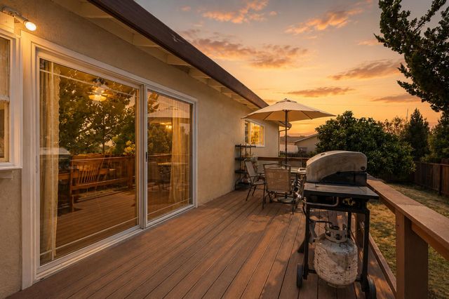 1333 Wesley Ln, Auburn, CA 95603