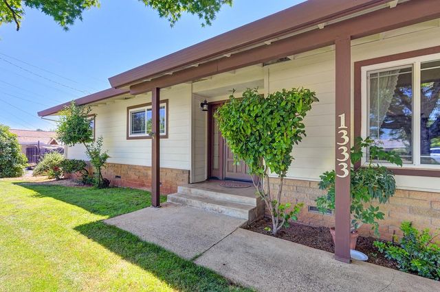 1333 Wesley Ln, Auburn, CA 95603