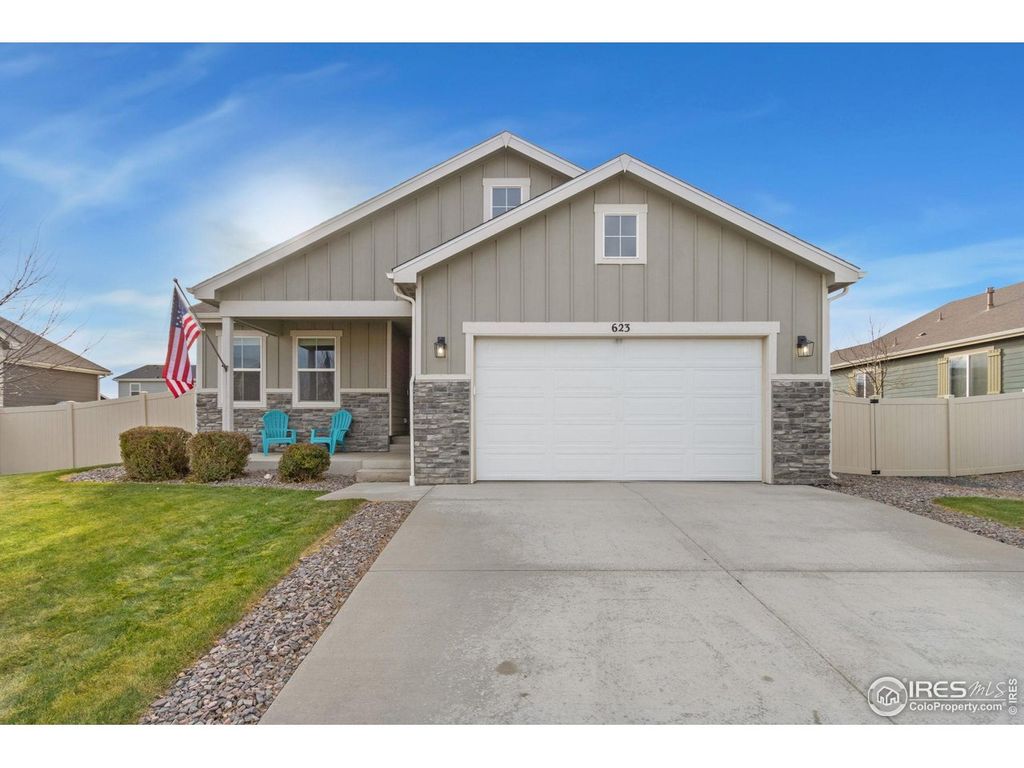 623 Conestoga Dr, Ault, CO 80610