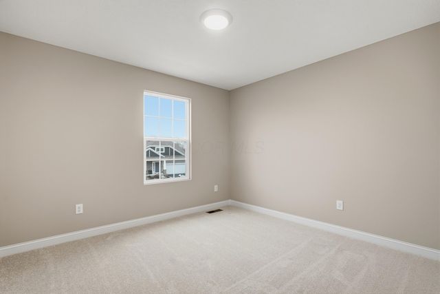 1056 Quarry Oak Drive, Grove City, OH 43123