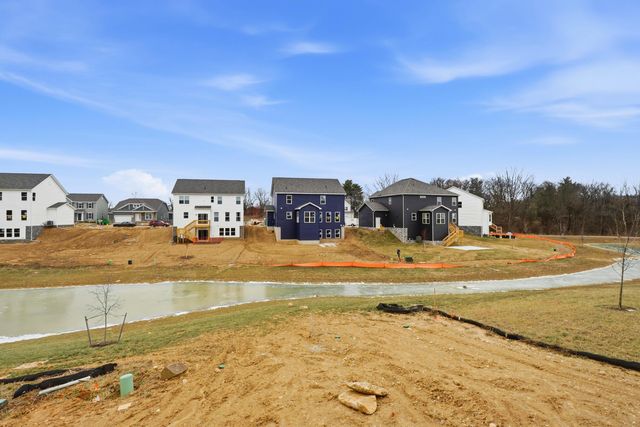 1056 Quarry Oak Drive, Grove City, OH 43123