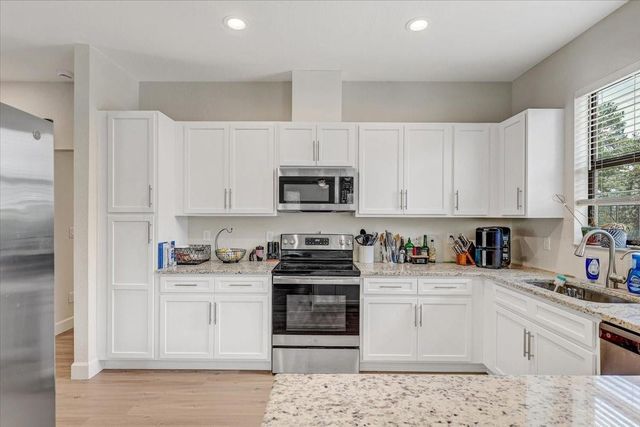 7314 MADRID ROAD, Weeki Wachee, FL 34613