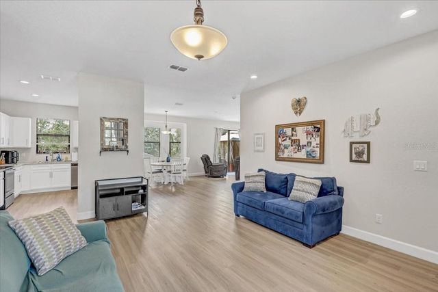 7314 MADRID ROAD, Weeki Wachee, FL 34613
