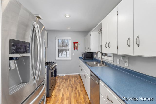 4191 Oriole Avenue Sw, City Of Wyoming, MI 49509