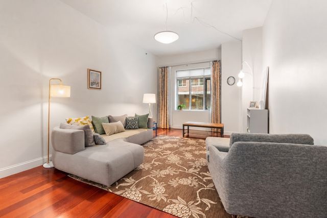 17 Otis St D105, Cambridge, MA 02141