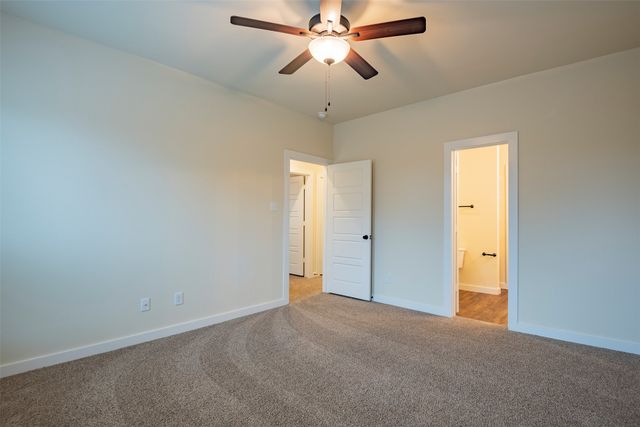656 Wheatfield Drive, Venus, TX 76084