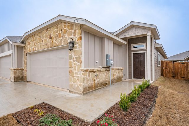 656 Wheatfield Drive, Venus, TX 76084