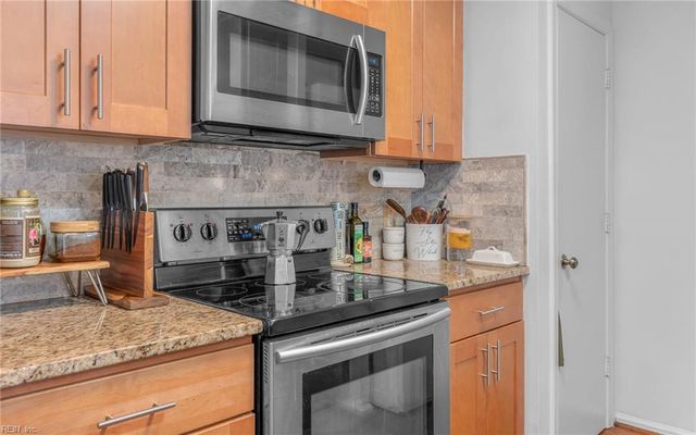 1025 Shelford CT, Virginia Beach, VA 23454