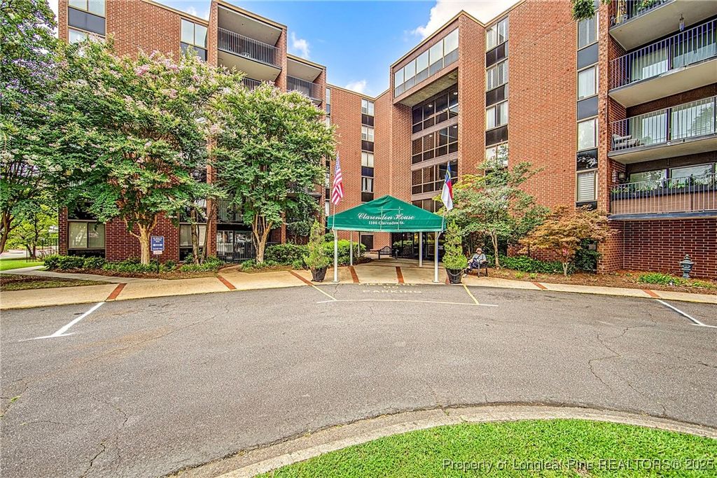 1100 Clarendon Street 408, Fayetteville, NC 28305 — exterior