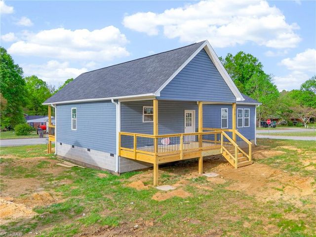 1701 Gavin Drive, High Point, NC 27260