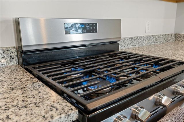 905 Woodside Creek Lane, Summerville, SC 29486