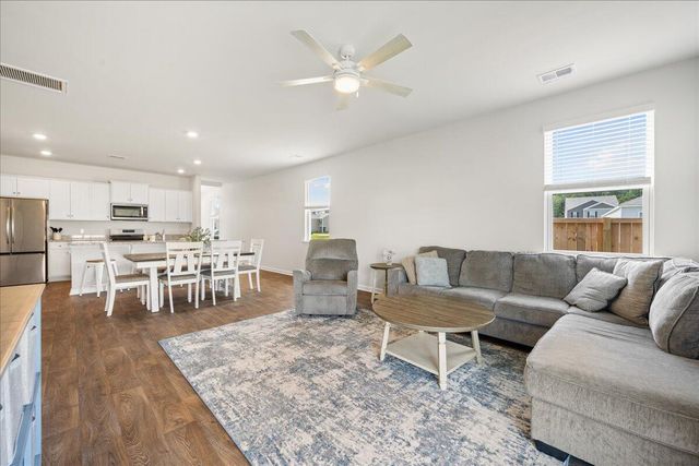 905 Woodside Creek Lane, Summerville, SC 29486