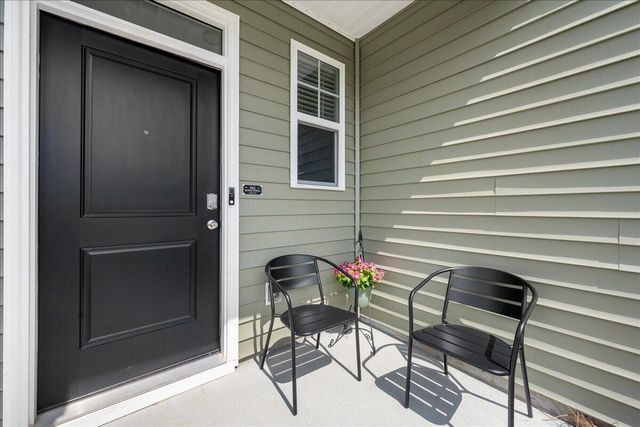 905 Woodside Creek Lane, Summerville, SC 29486