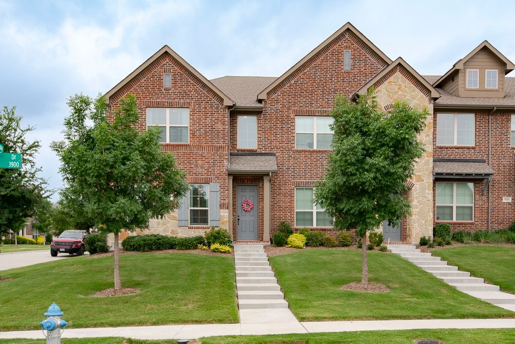 3928 Cresthill Drive, Mckinney, TX 75070