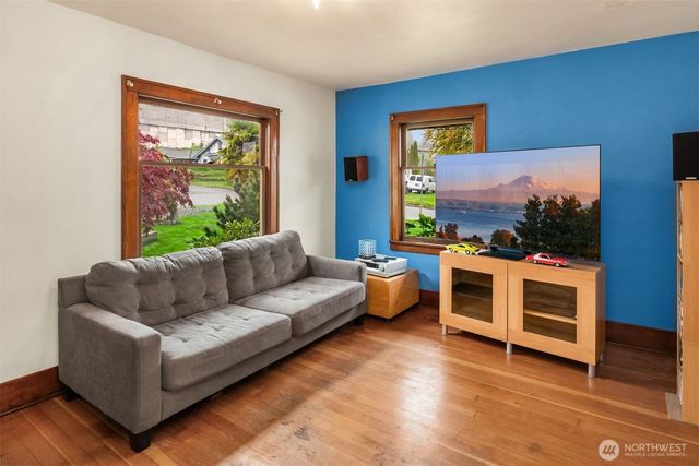 4501 S 4th Avenue, Everett, WA 98203