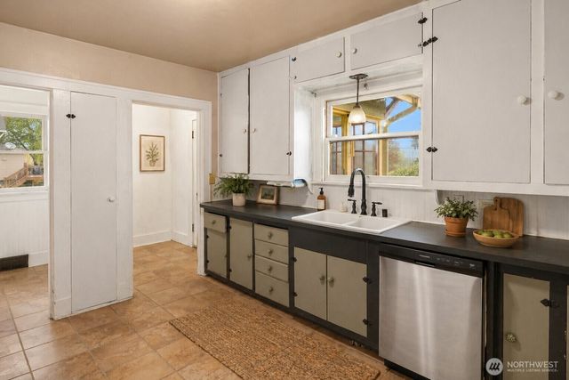 4501 S 4th Avenue, Everett, WA 98203