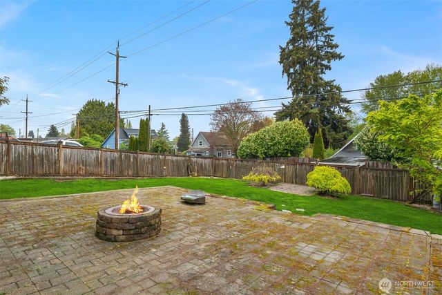 4501 S 4th Avenue, Everett, WA 98203