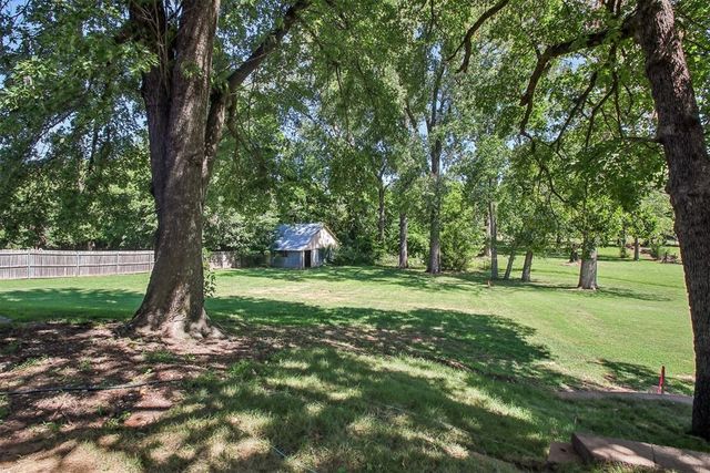 11093 Ione Drive, Choctaw, OK 73020