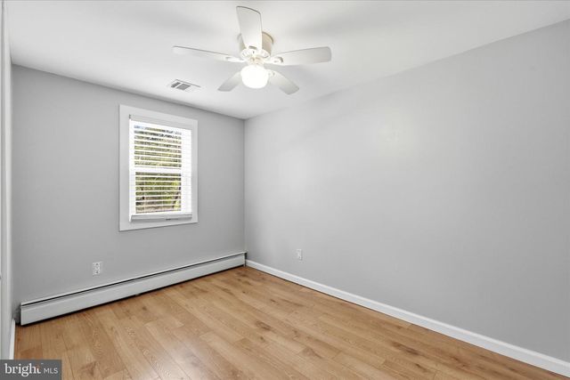 404 CEDAR DR, Lanoka Harbor, NJ 08734