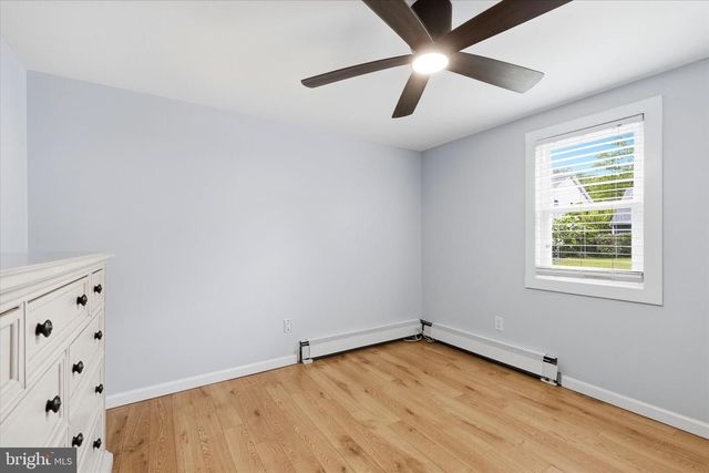 404 CEDAR DR, Lanoka Harbor, NJ 08734