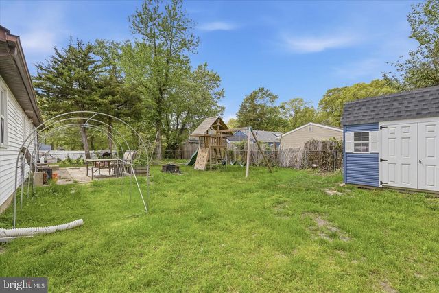 404 CEDAR DR, Lanoka Harbor, NJ 08734