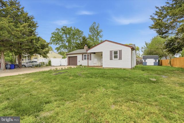404 CEDAR DR, Lanoka Harbor, NJ 08734
