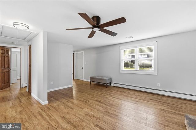 404 CEDAR DR, Lanoka Harbor, NJ 08734