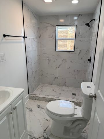 8232 S Calumet Avenue, Chicago, IL 60619